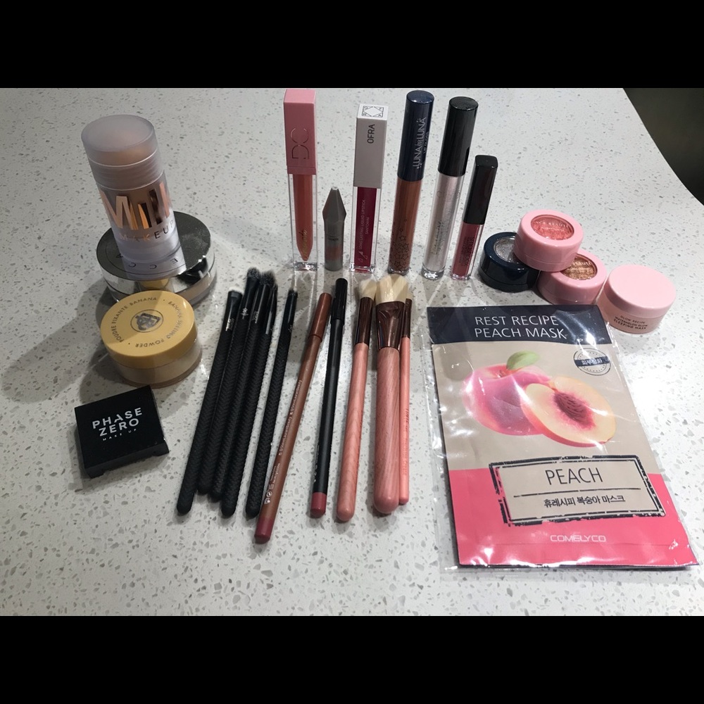 Makeup LOT new